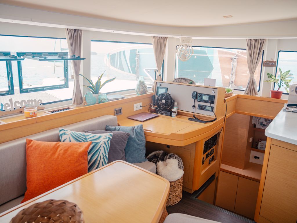 Boat picture 17