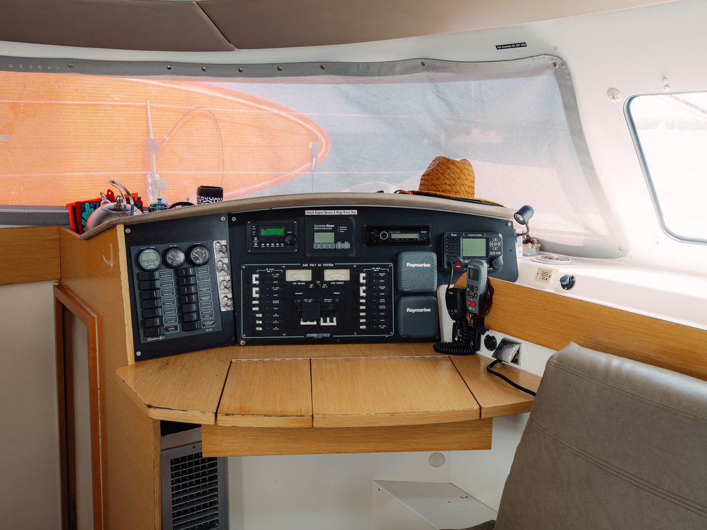 Boat picture 16