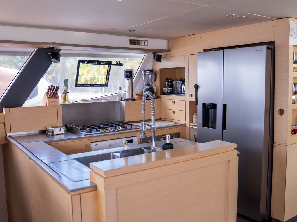 Boat picture 9
