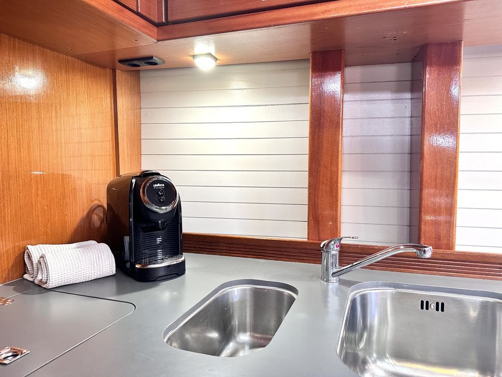 Boat picture 11