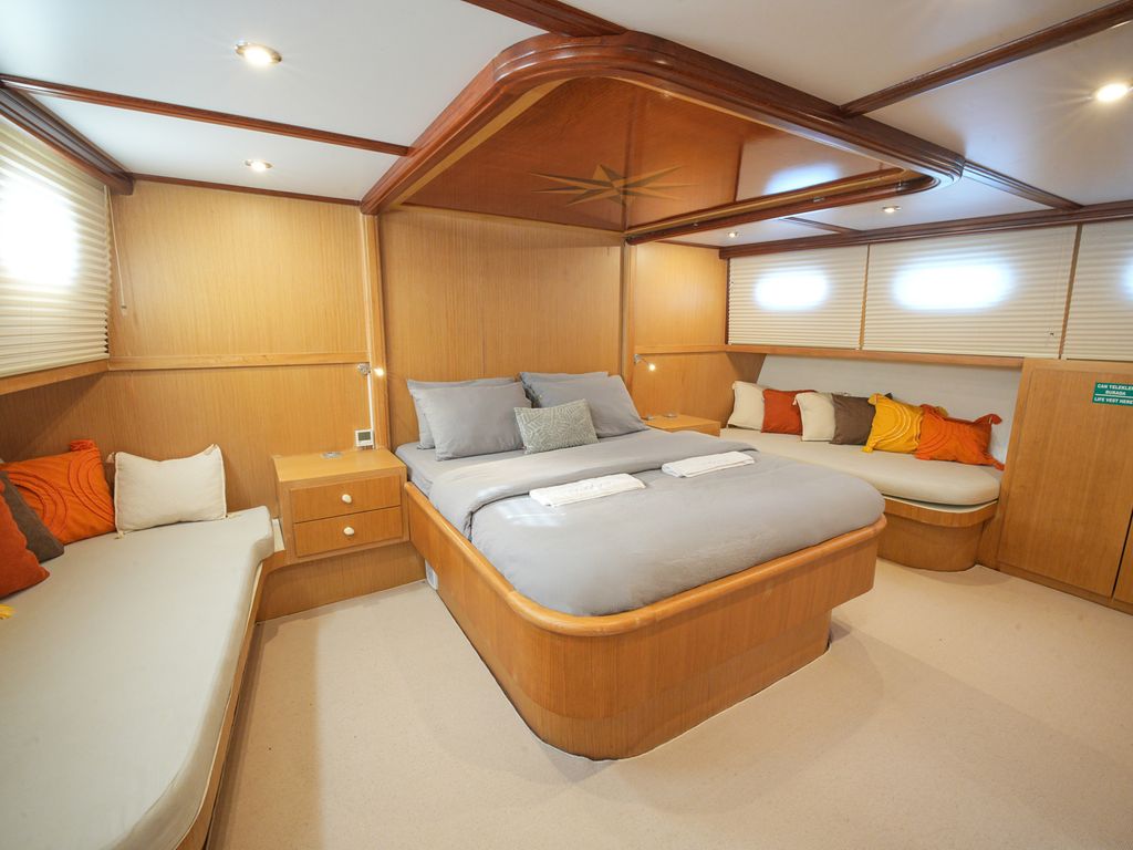 Boat picture 24