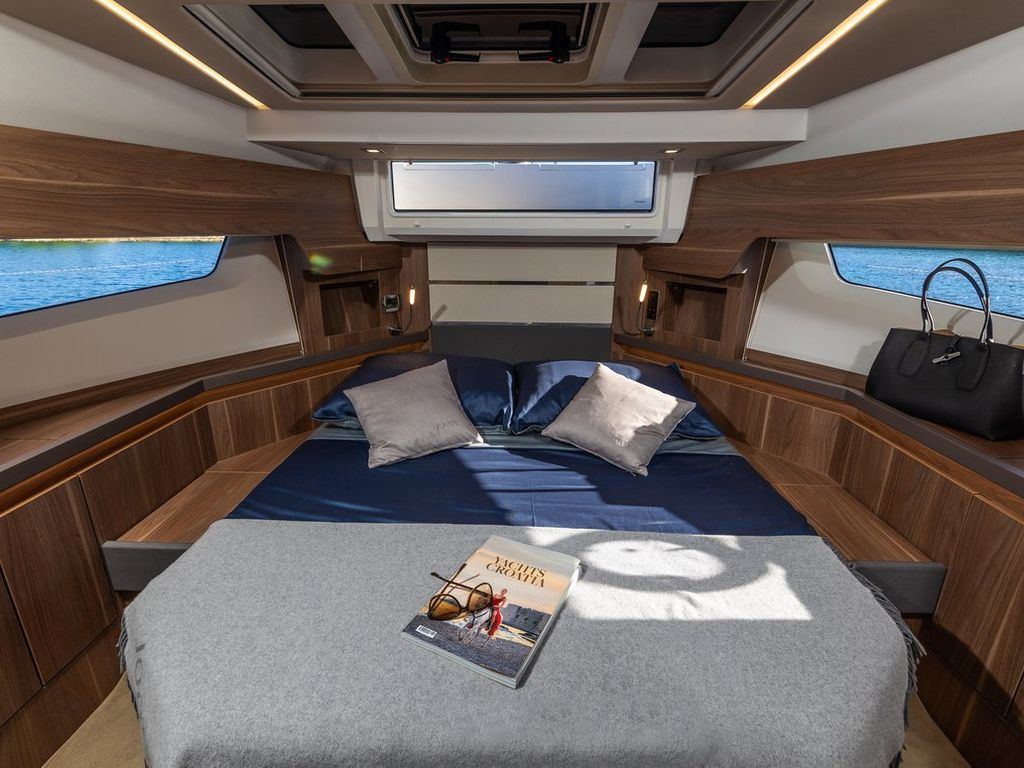 Boat picture 16