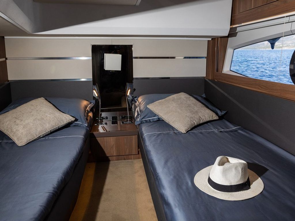 Boat picture 18