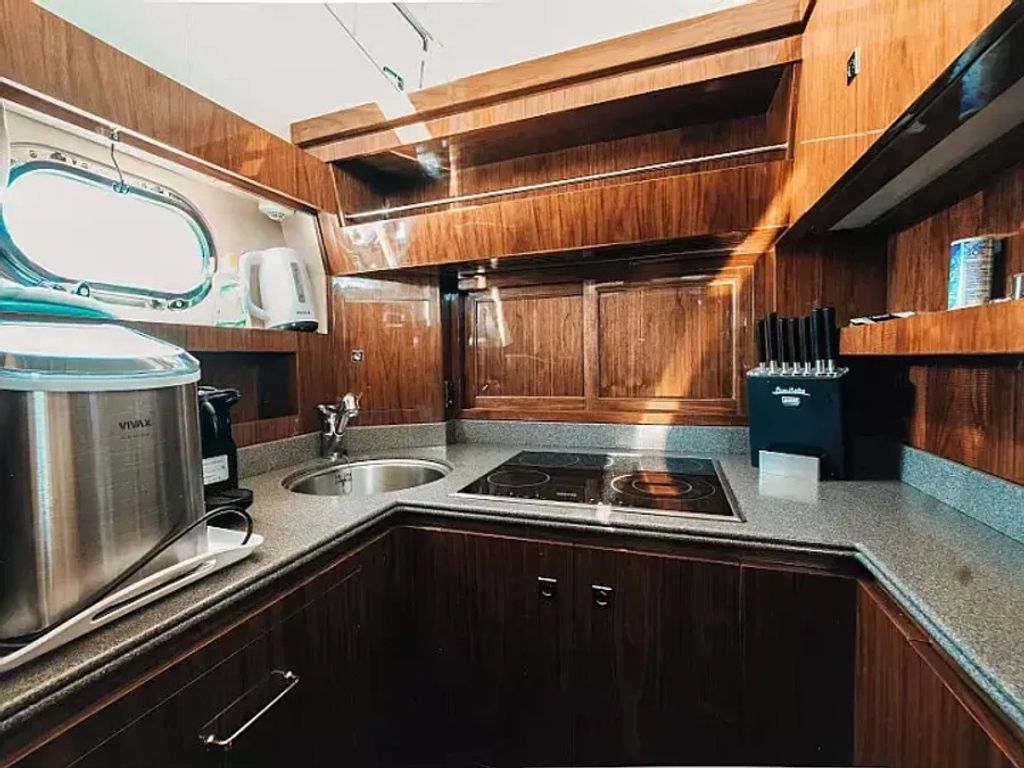 Boat picture 12