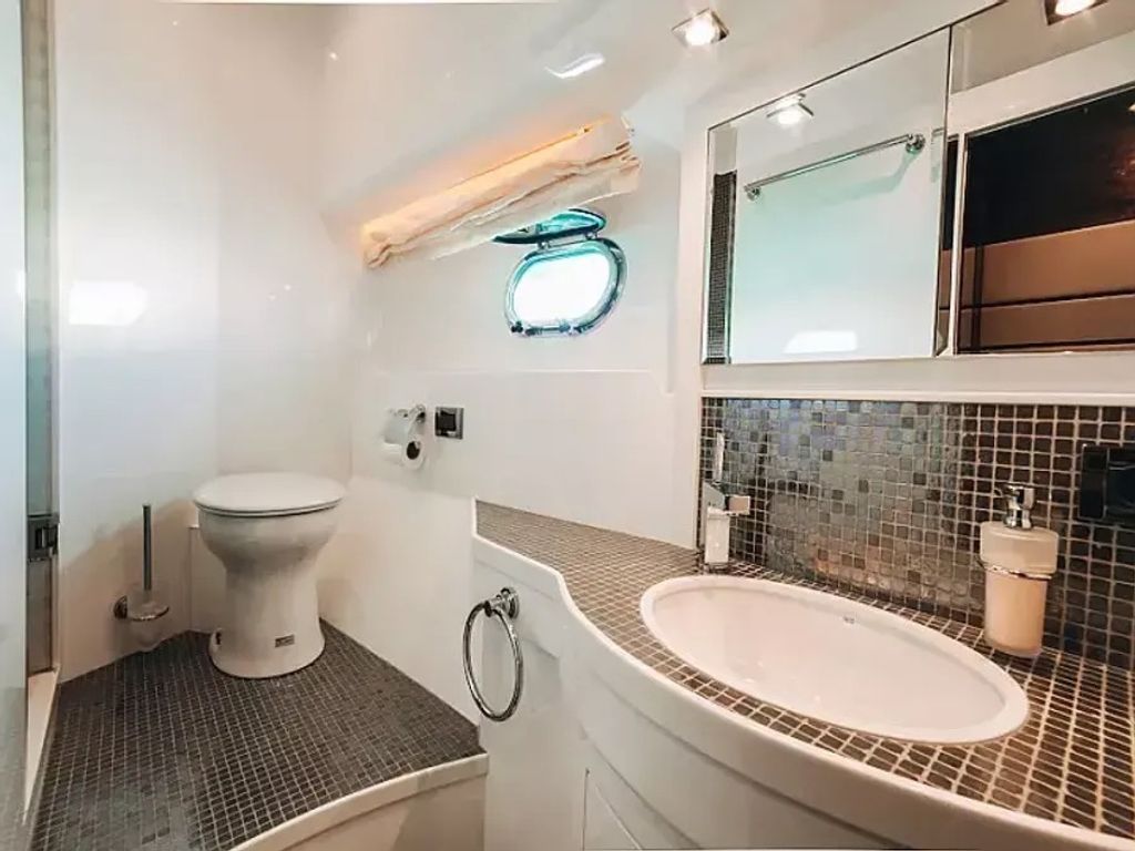 Boat picture 15