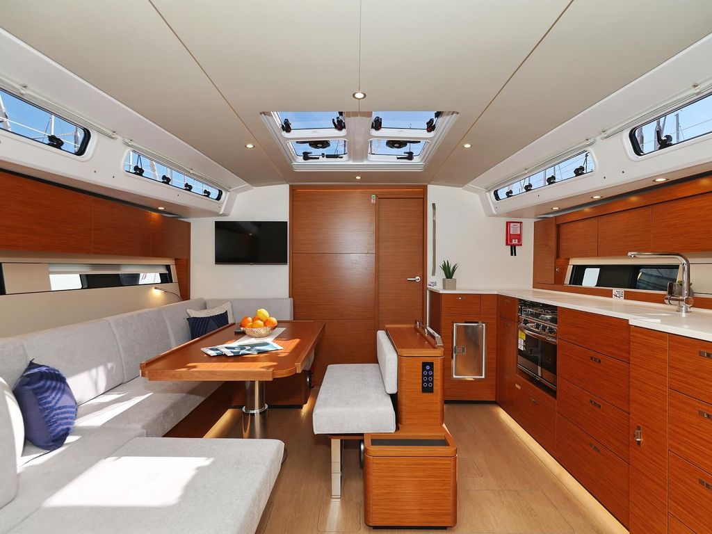 Boat picture 9
