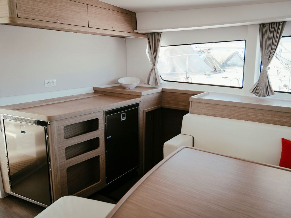 Boat picture 16