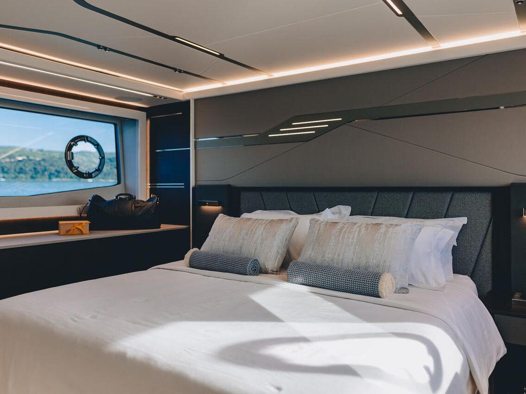 Boat picture 26