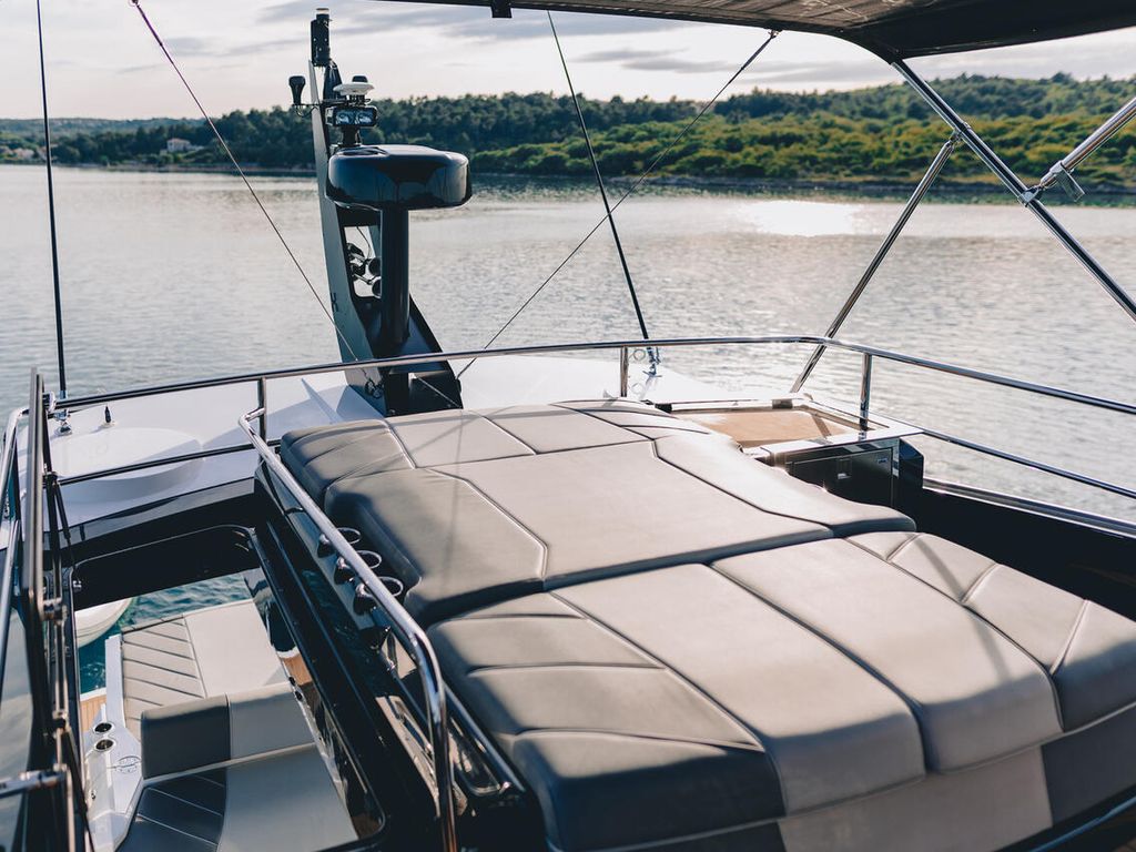 Boat picture 9