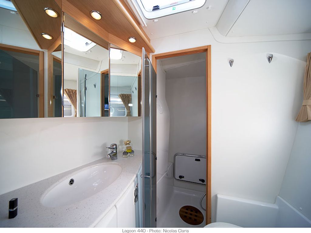 Boat picture 16
