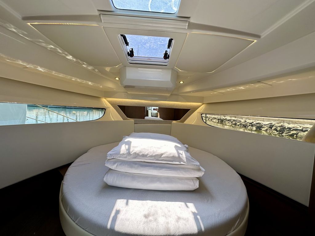 Boat picture 14