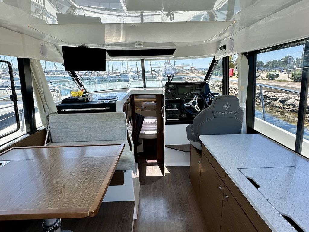Boat picture 9