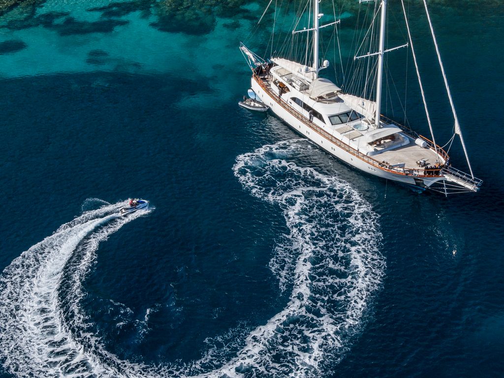 Boat picture 9