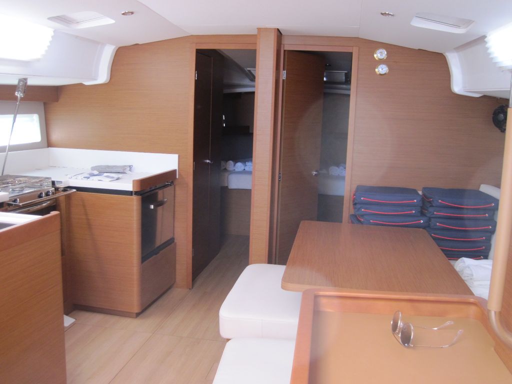 Boat picture 17