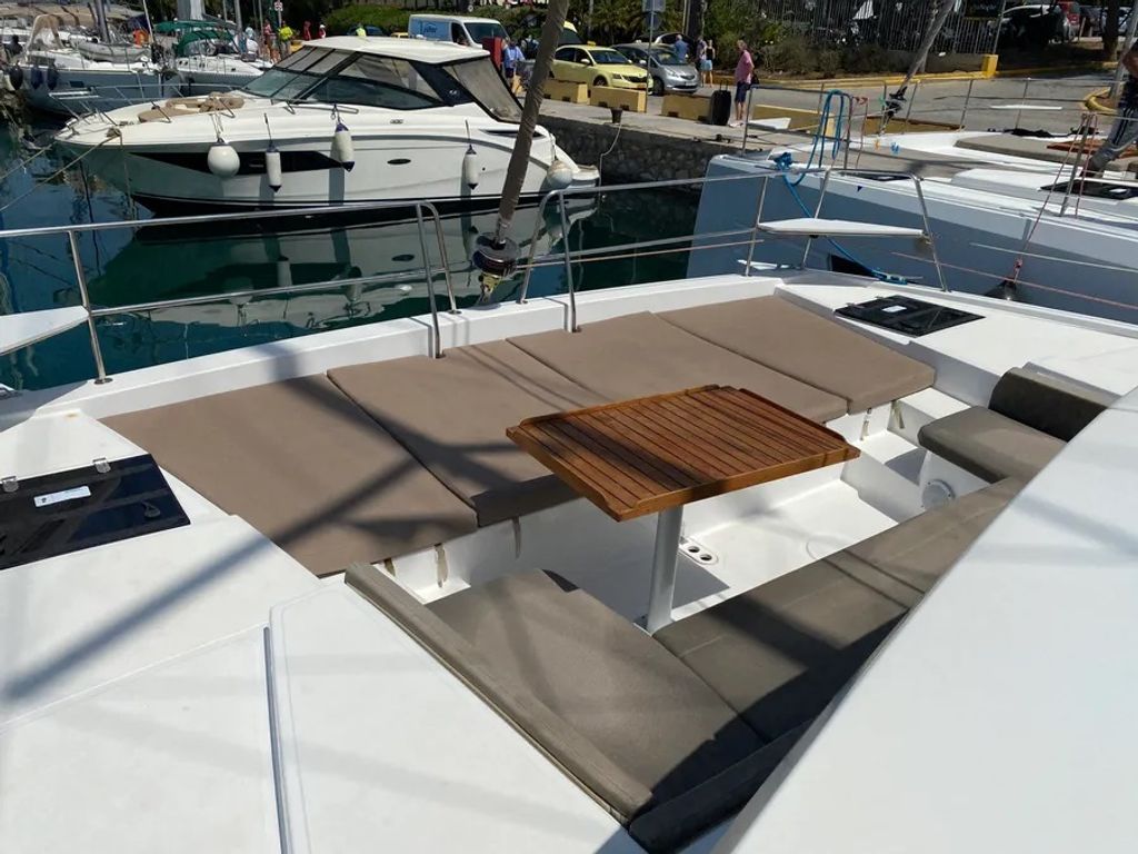 Boat picture 9