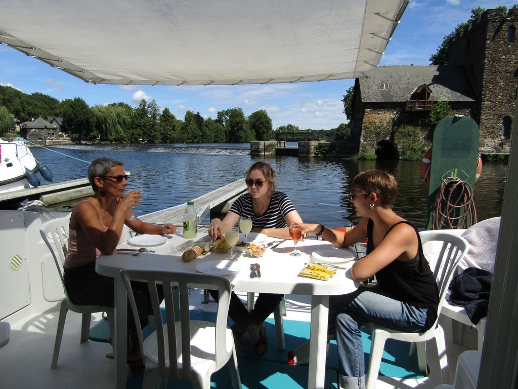 Boat picture 9