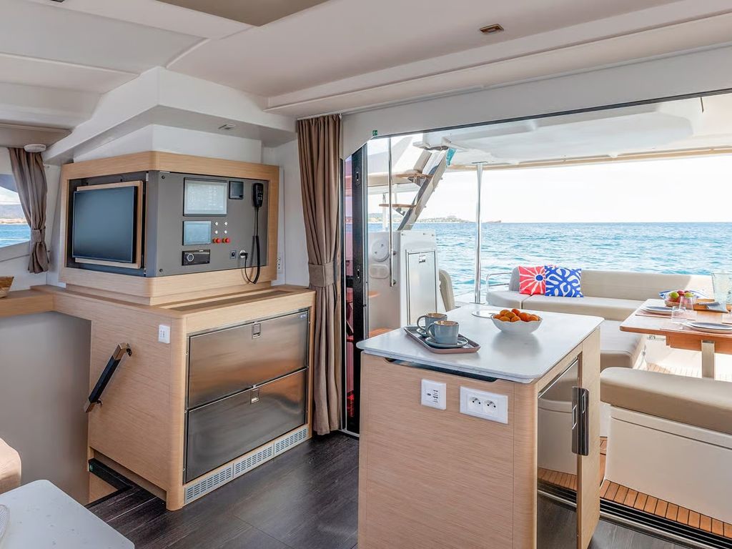 Boat picture 7