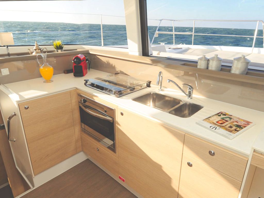 Boat picture 14