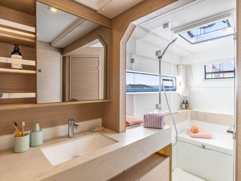 Boat picture 18