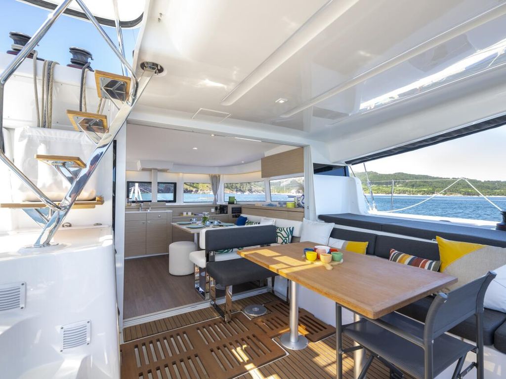Boat picture 9