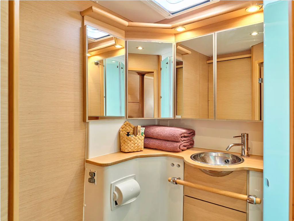 Boat picture 31