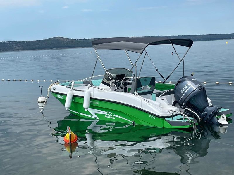 Boat picture 1