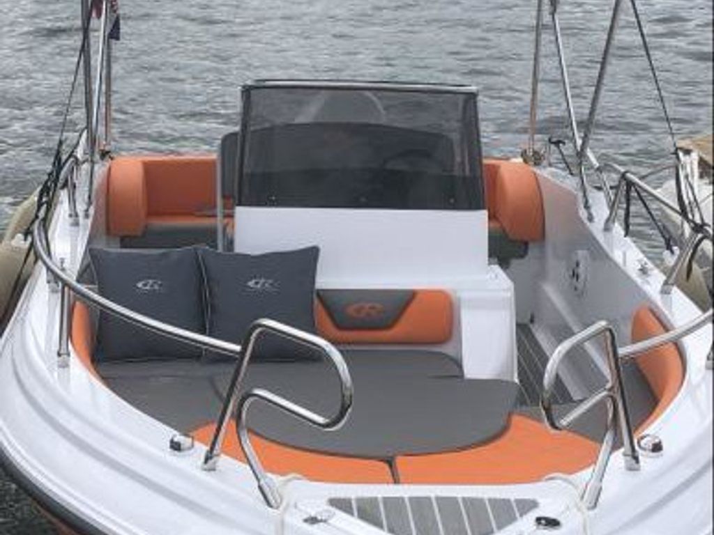 Boat picture 9