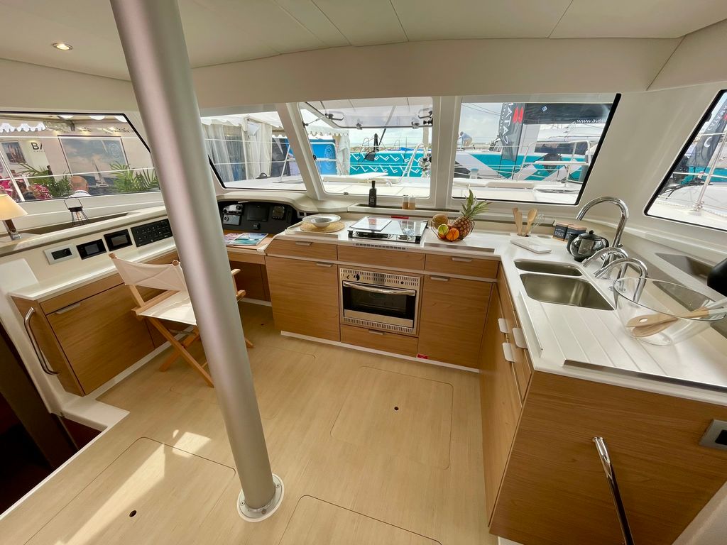 Boat picture 7