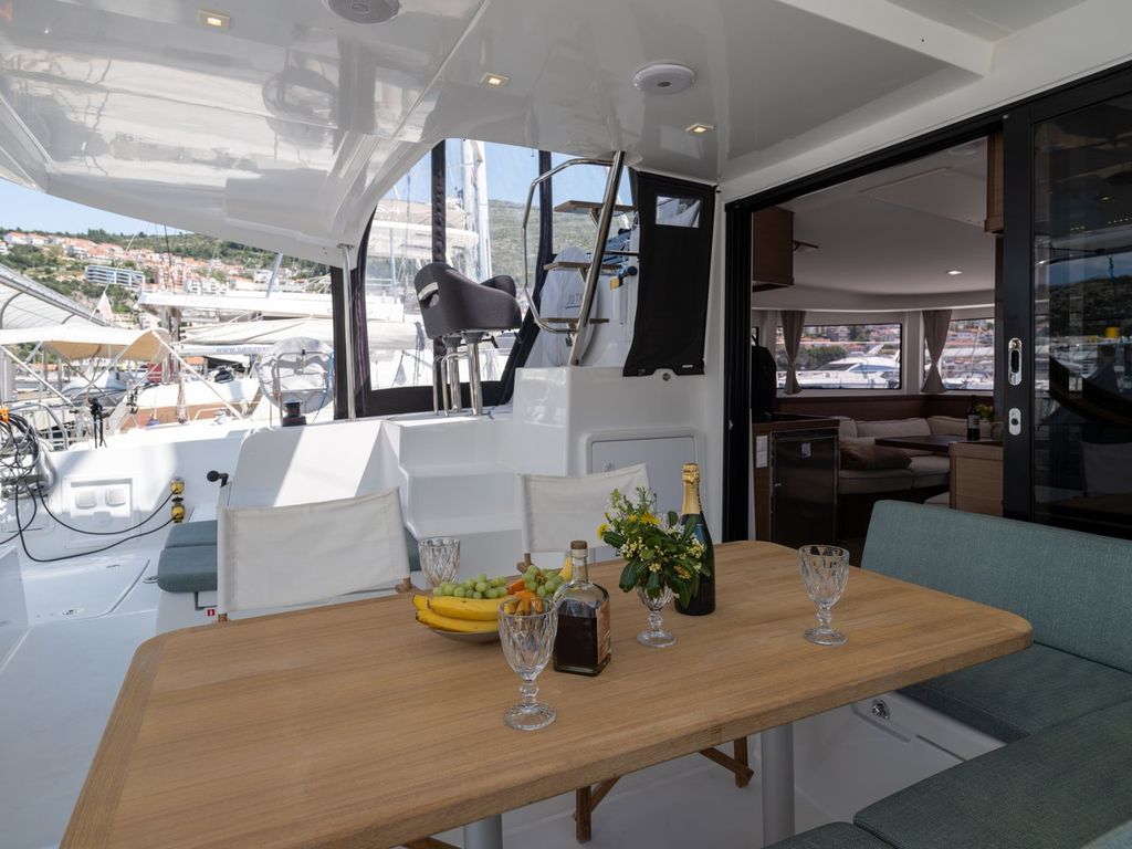 Boat picture 13