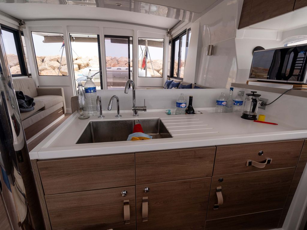 Boat picture 16