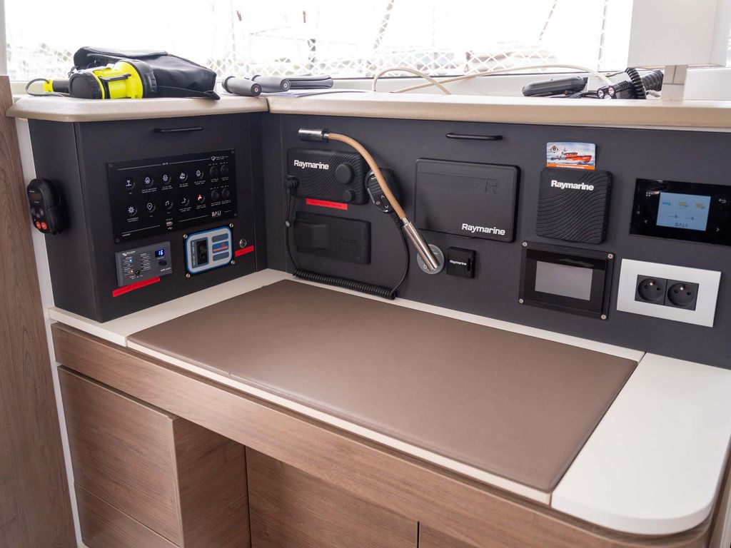 Boat picture 19
