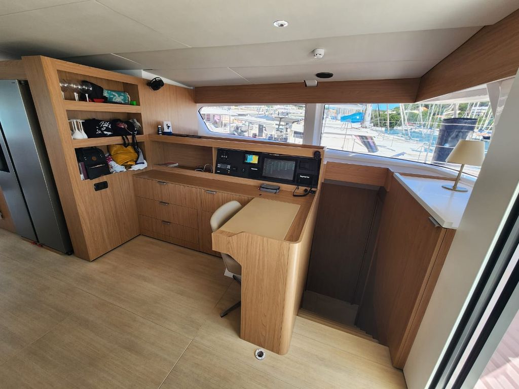 Boat picture 16