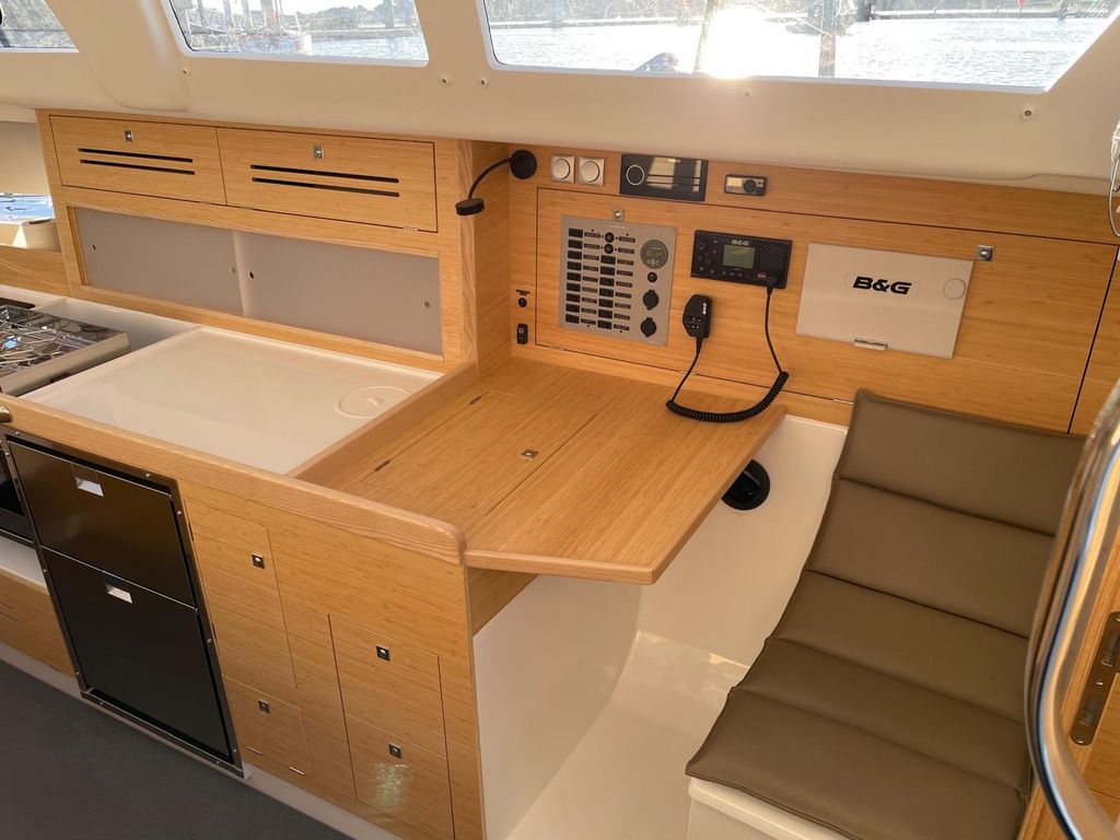 Boat picture 9