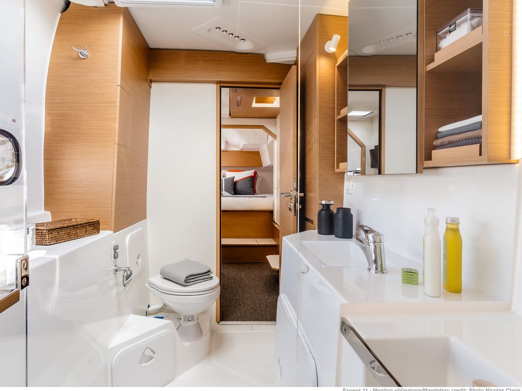 Boat picture 9