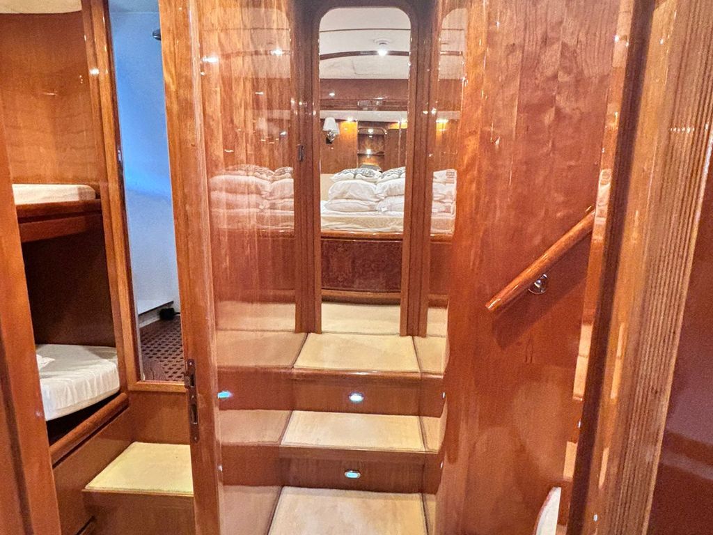 Boat picture 11