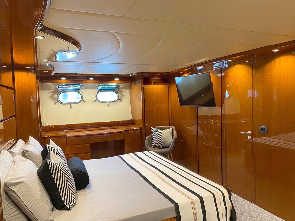 Boat picture 18