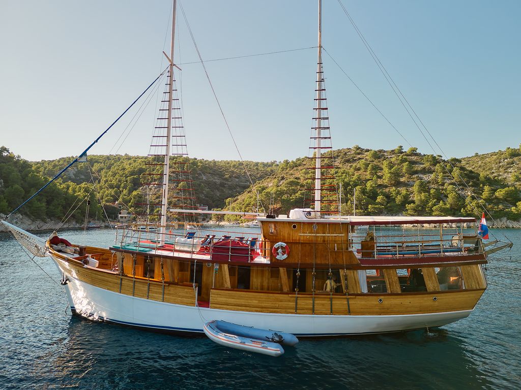 Boat picture 9