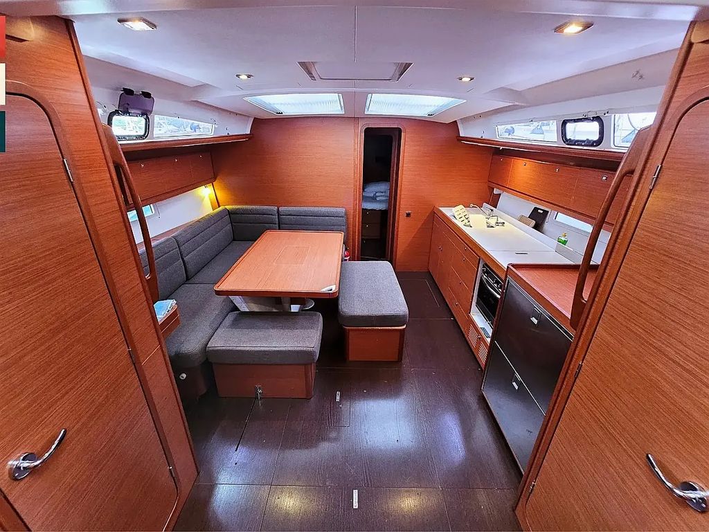 Boat picture 9