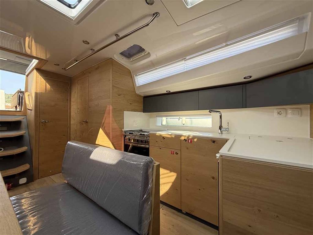 Boat picture 9
