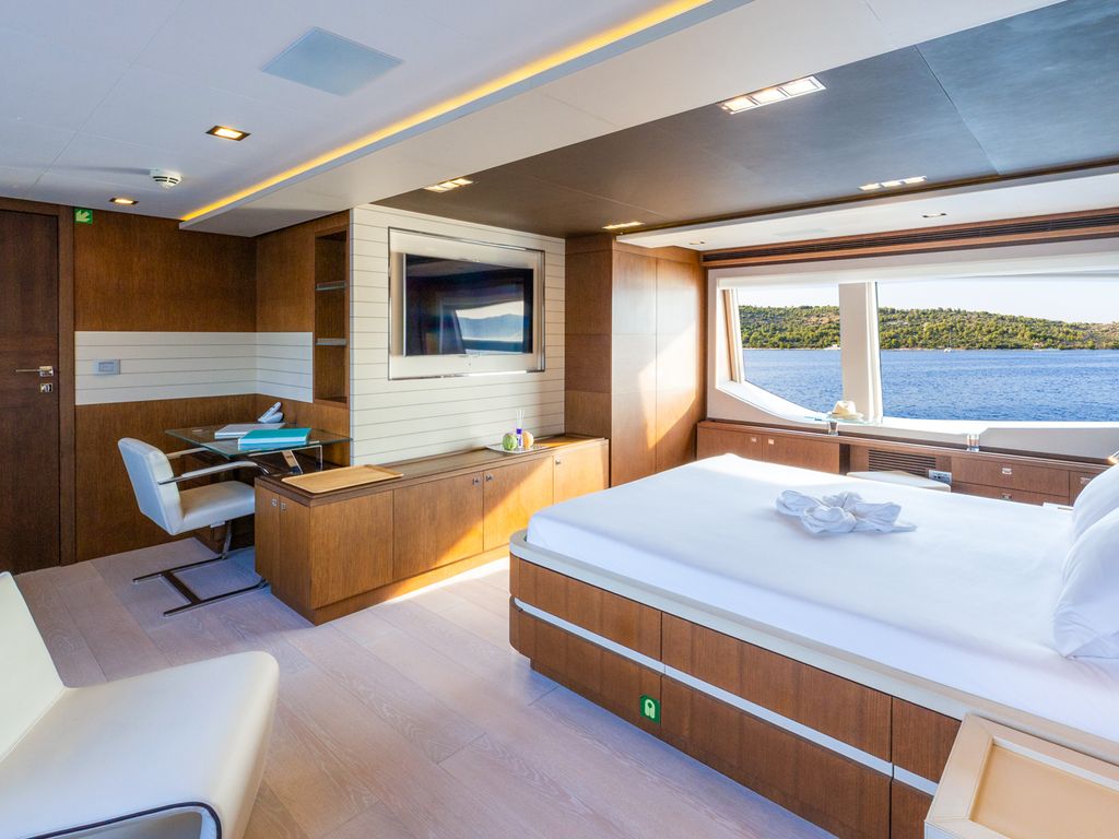 Boat picture 26