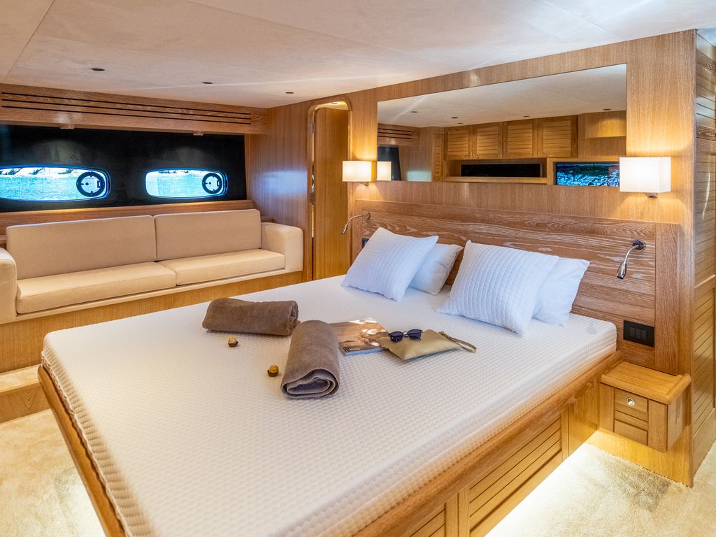 Boat picture 13
