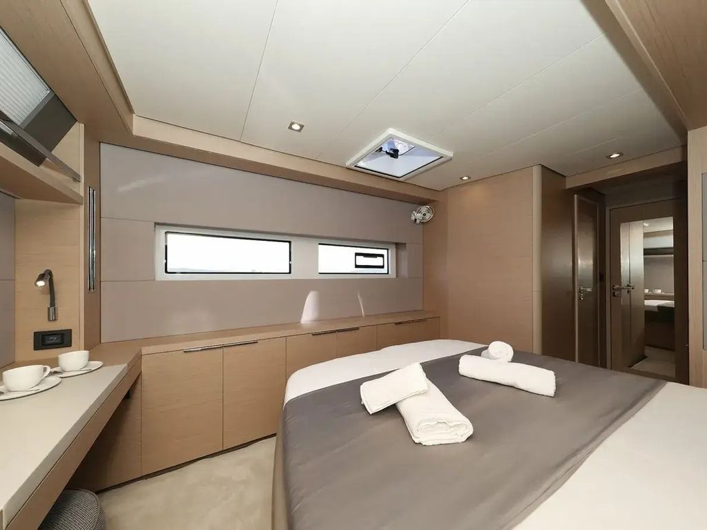 Boat picture 16