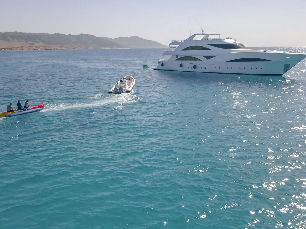 Boat picture 13