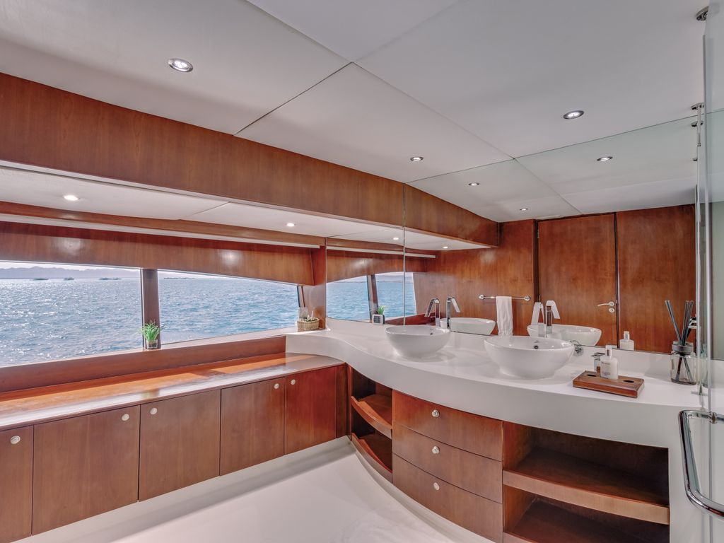 Boat picture 25