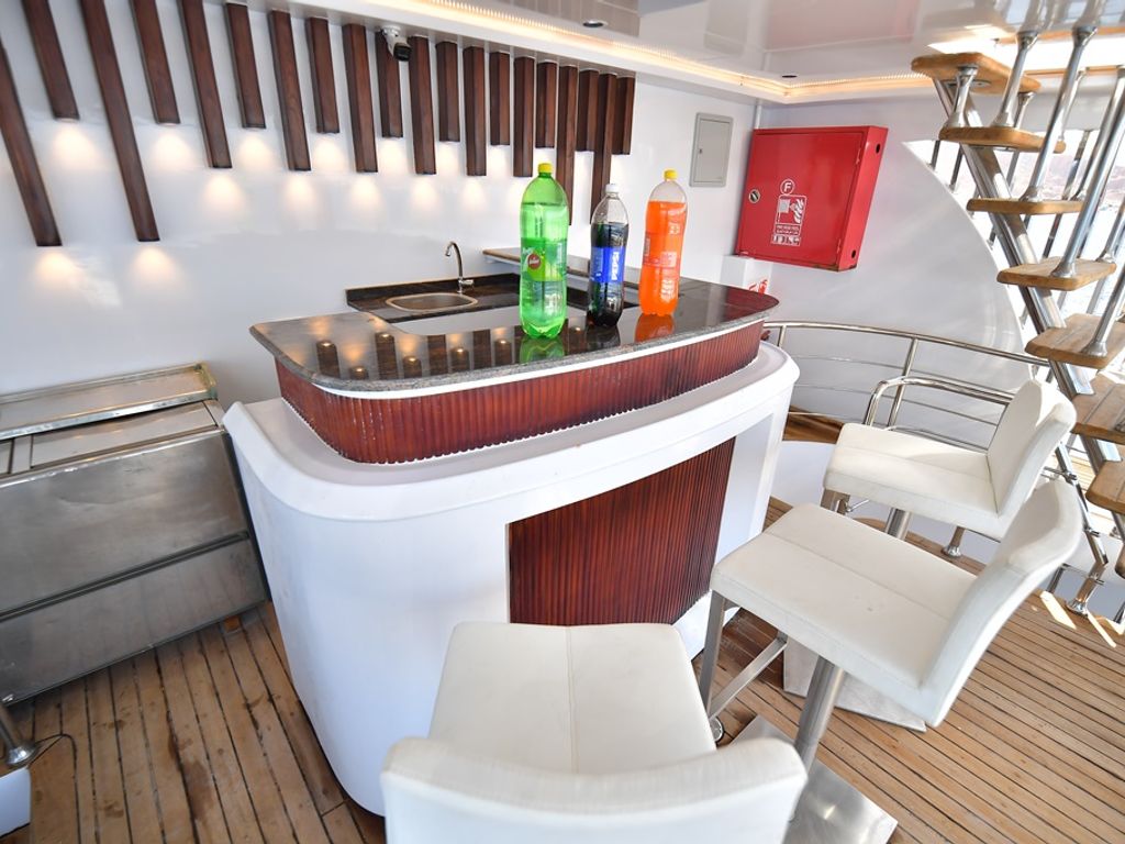Boat picture 12