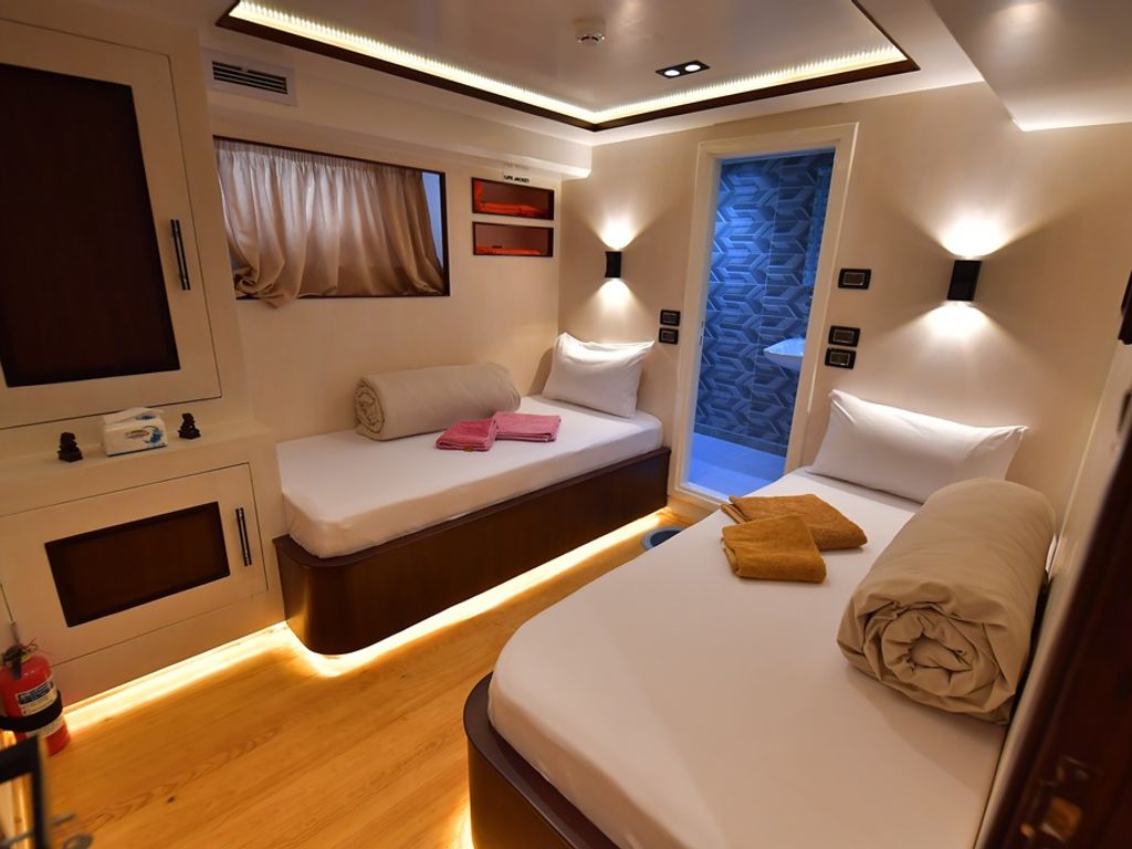 Boat picture 3