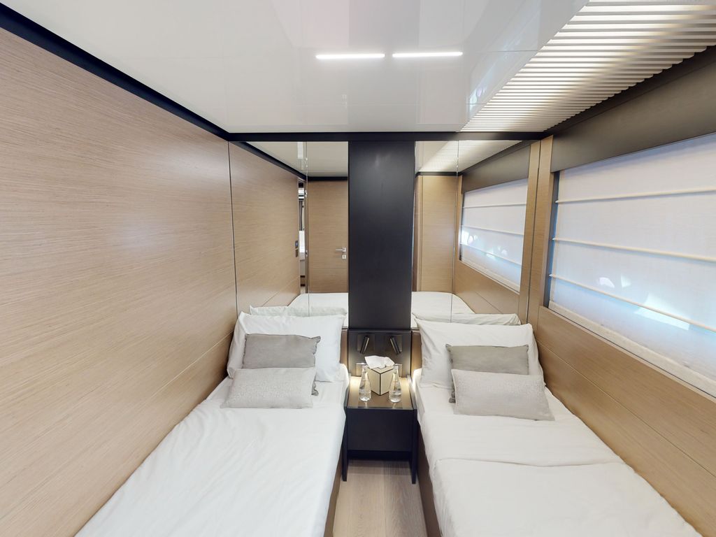 Boat picture 17