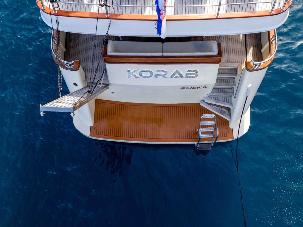 Boat picture 18