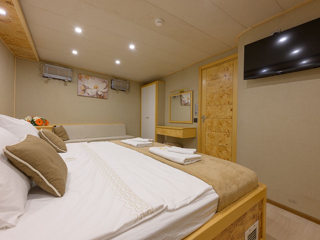 Boat picture 25