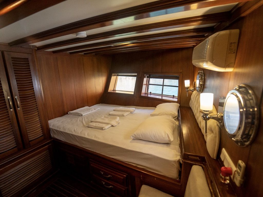 Boat picture 13